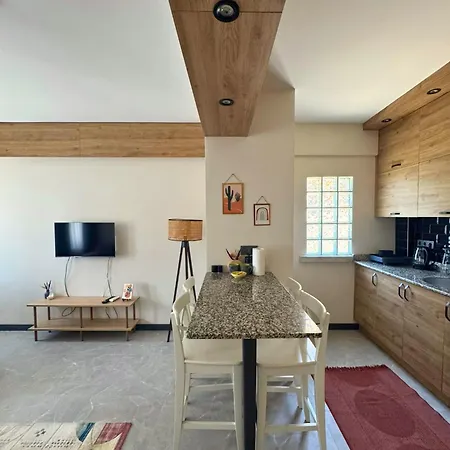 Hotel apartamentowy Sencer