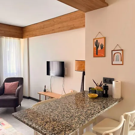Sencer Hotel apartamentowy *