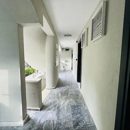 Aparthotel Sencer *